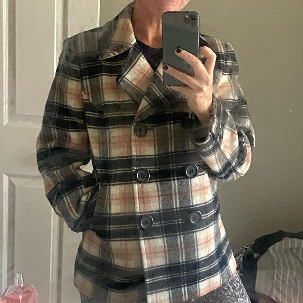 Chadwick’s 4 Classic Short Fit Wool Plaid Peacoat Large Buttons Warm Jacket